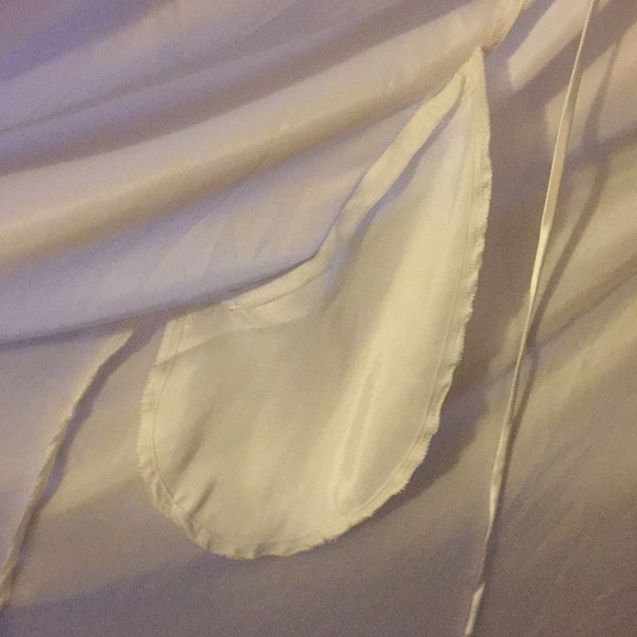 Satin Robe - Picture 6 of 8